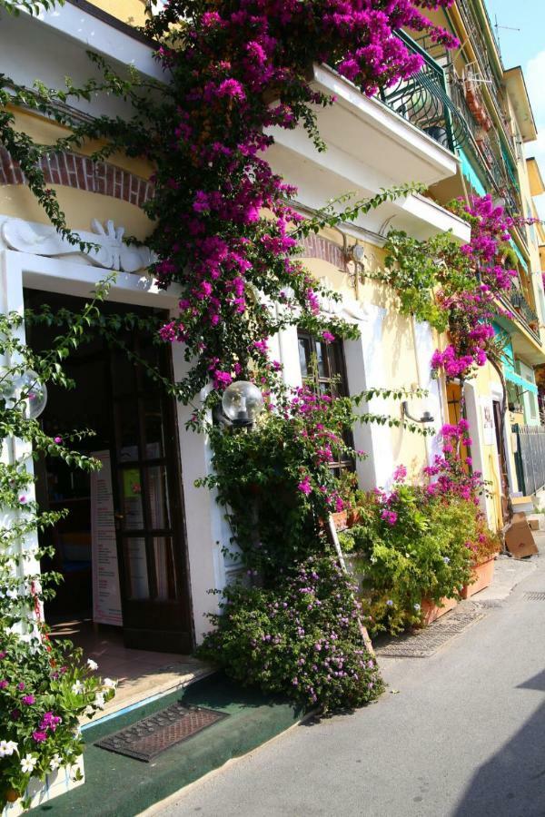 Viviani Raffaella Hotel Monterosso al Mare Cameră foto